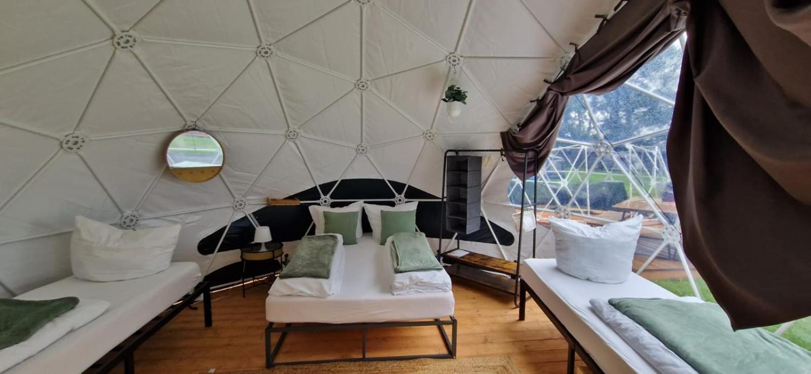 Lodge Camp Harlesiel Direkt Am Wattenmeer 维特蒙德 外观 照片