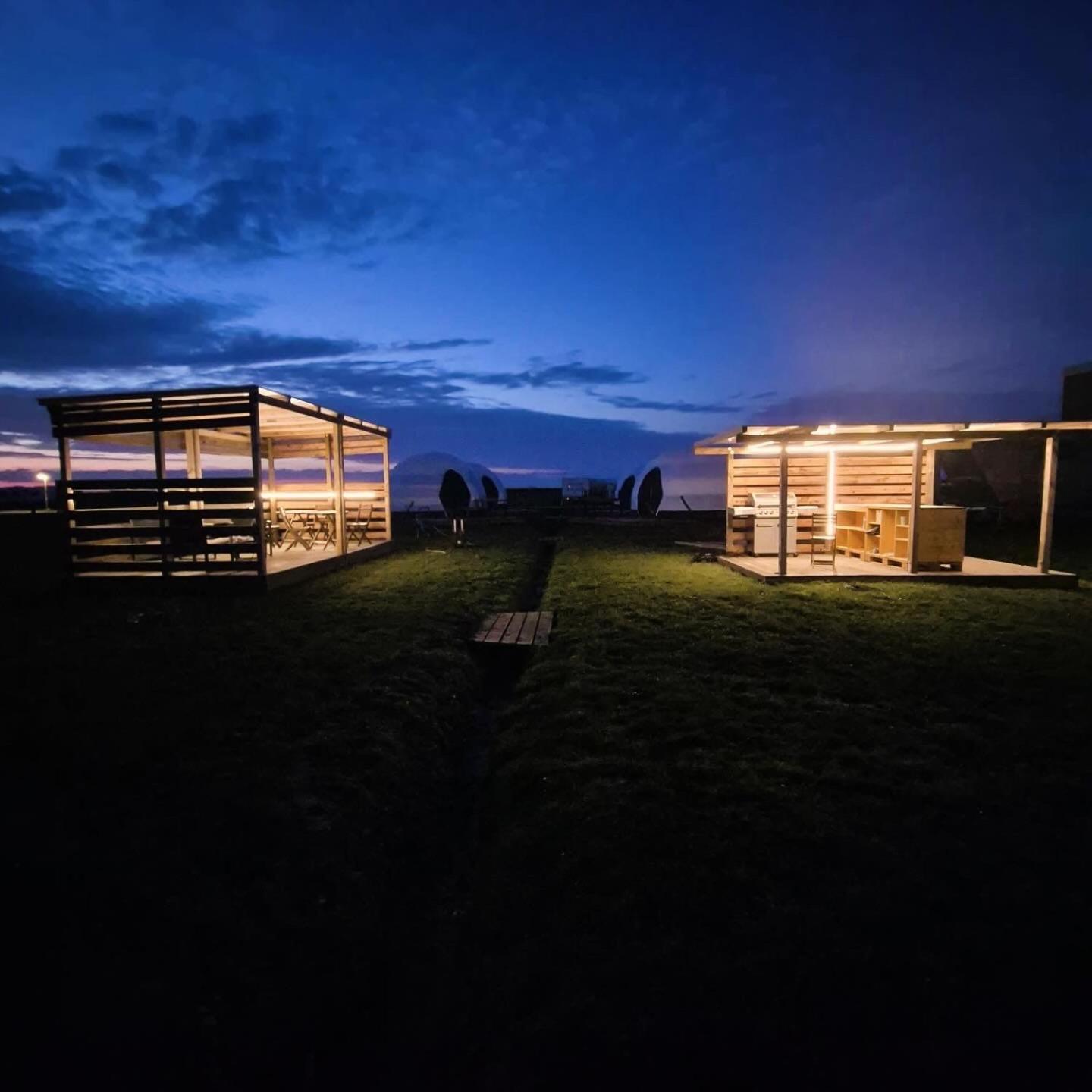 Lodge Camp Harlesiel Direkt Am Wattenmeer 维特蒙德 外观 照片