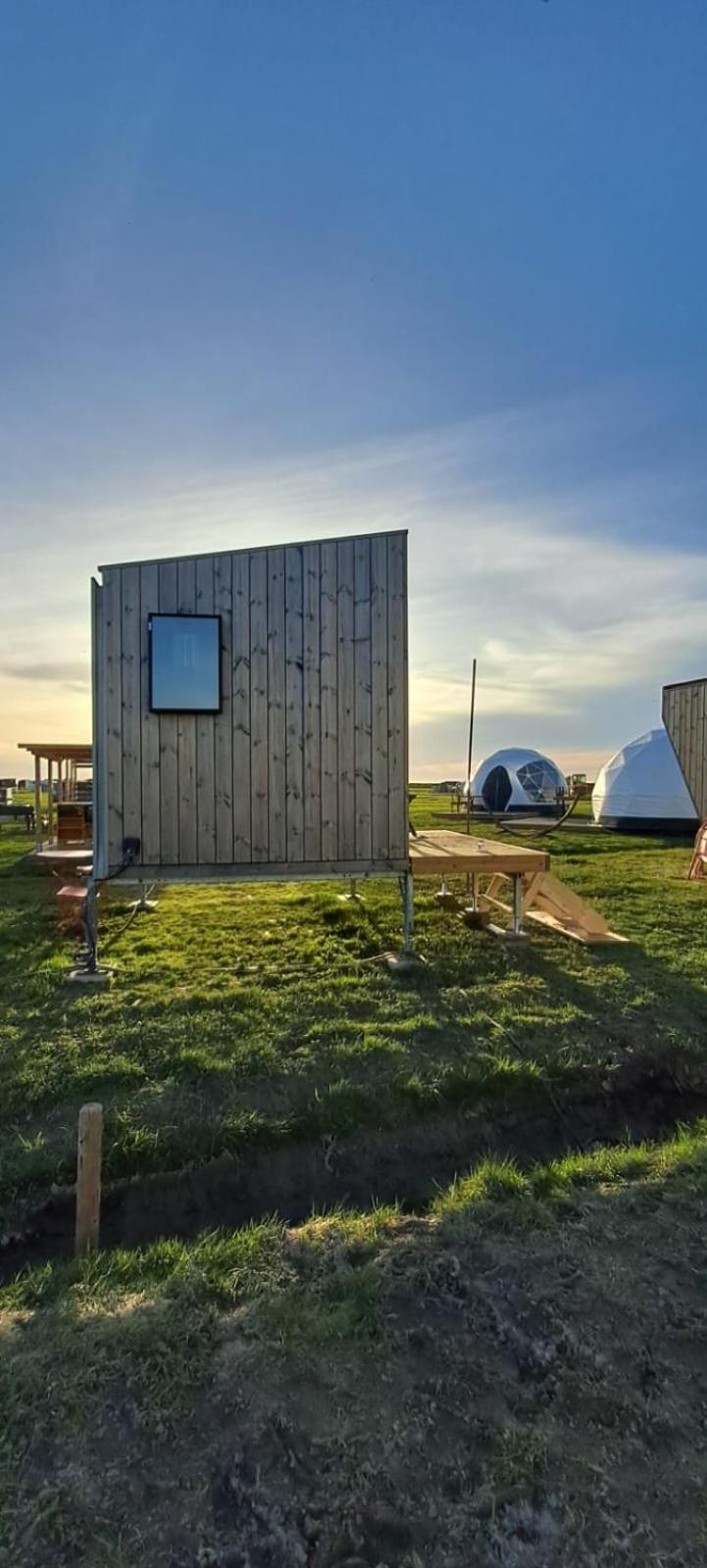 Lodge Camp Harlesiel Direkt Am Wattenmeer 维特蒙德 外观 照片