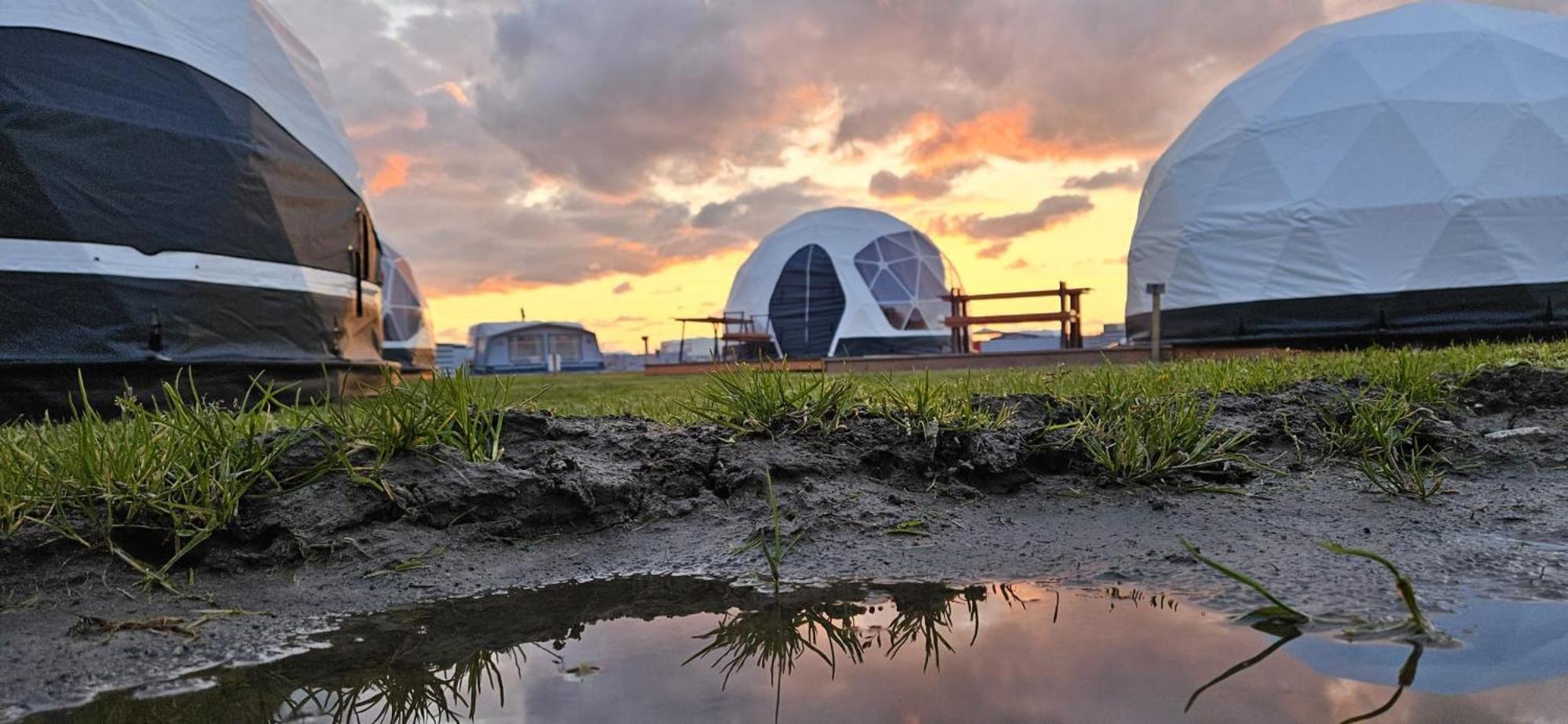 Lodge Camp Harlesiel Direkt Am Wattenmeer 维特蒙德 外观 照片
